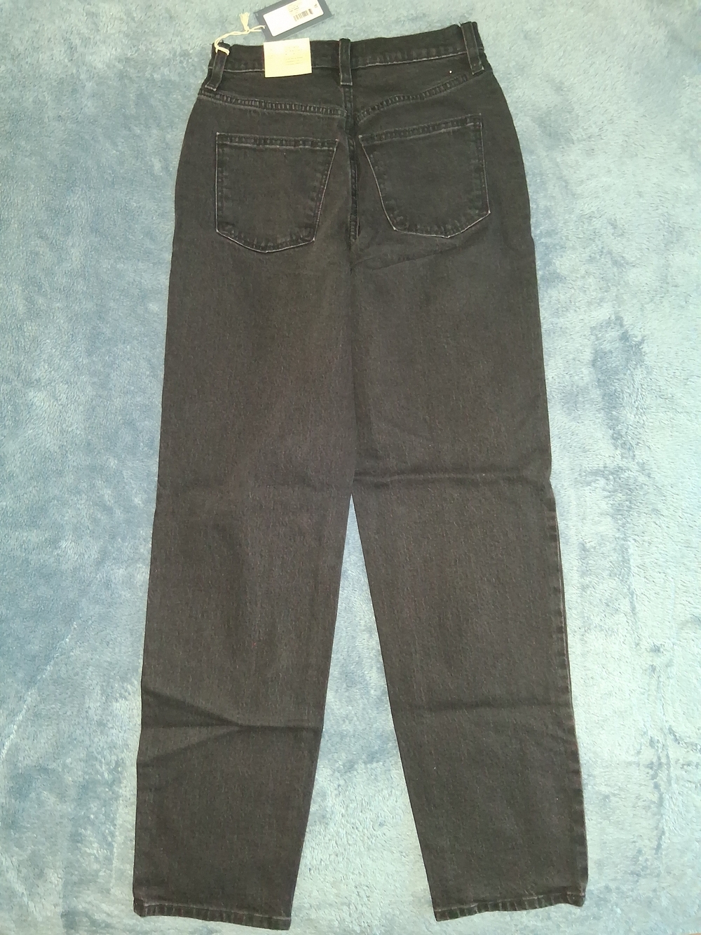 Universal Thread Black Slim Straight Jeans. Size 0 - Picture 3 of 7